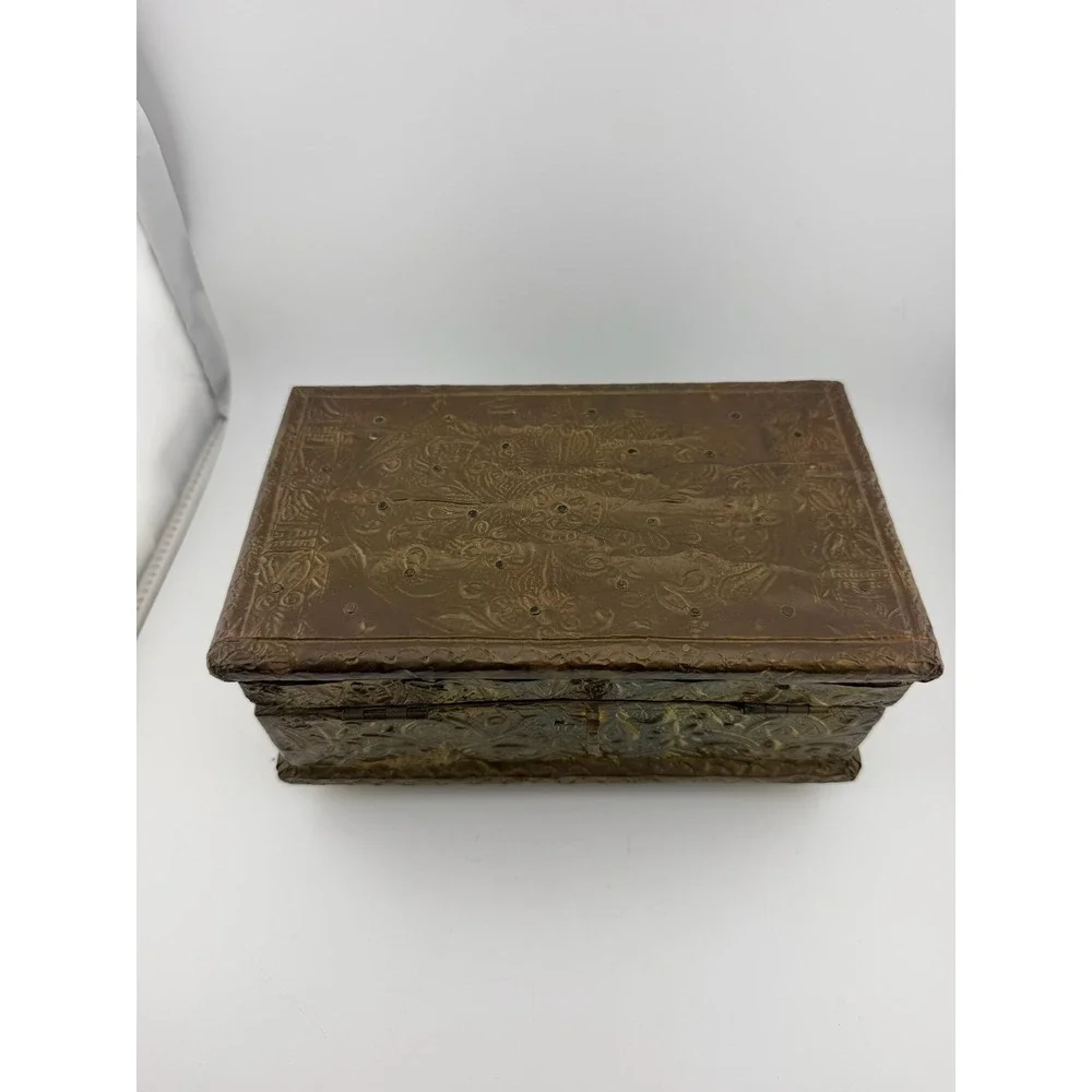Unbranded vintage brass
